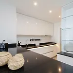 Urbano Blanco *